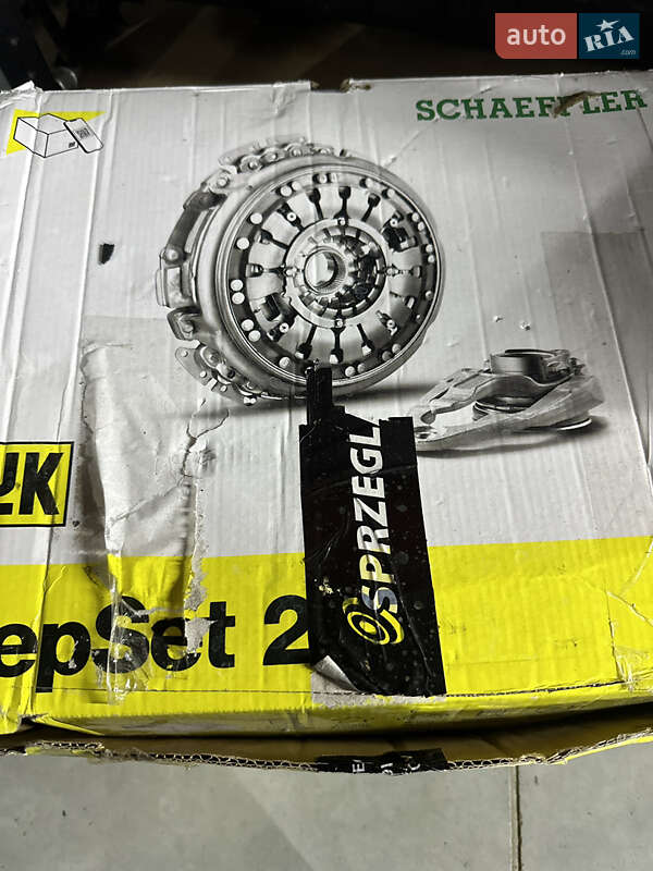 Хетчбек Volkswagen Golf 2011 в Калуші