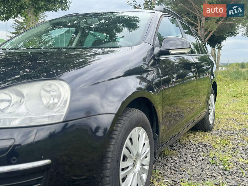 Универсал Volkswagen Golf 2009 в Луцке