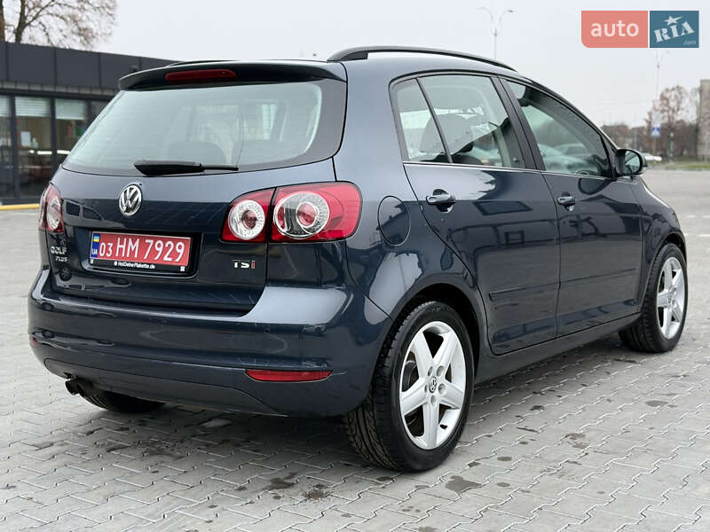 Хэтчбек Volkswagen Golf 2009 в Владимире