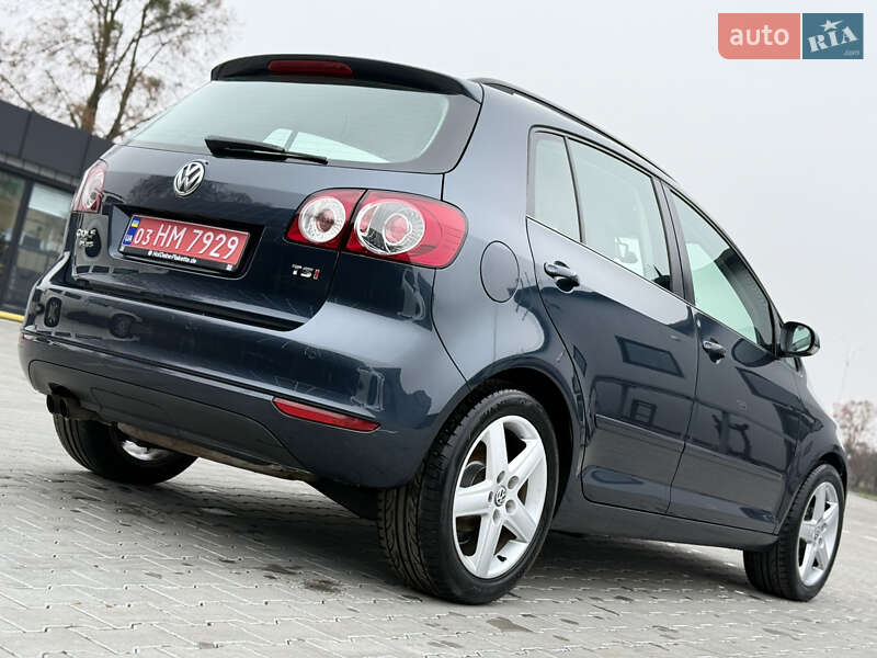 Хэтчбек Volkswagen Golf 2009 в Владимире