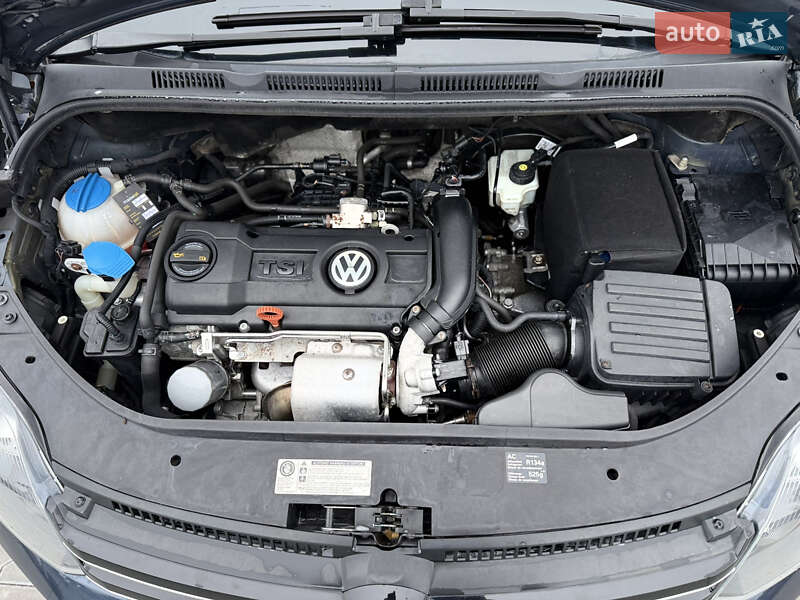 Хэтчбек Volkswagen Golf 2009 в Владимире