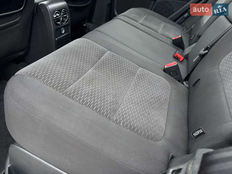 Хэтчбек Volkswagen Golf 2009 в Владимире