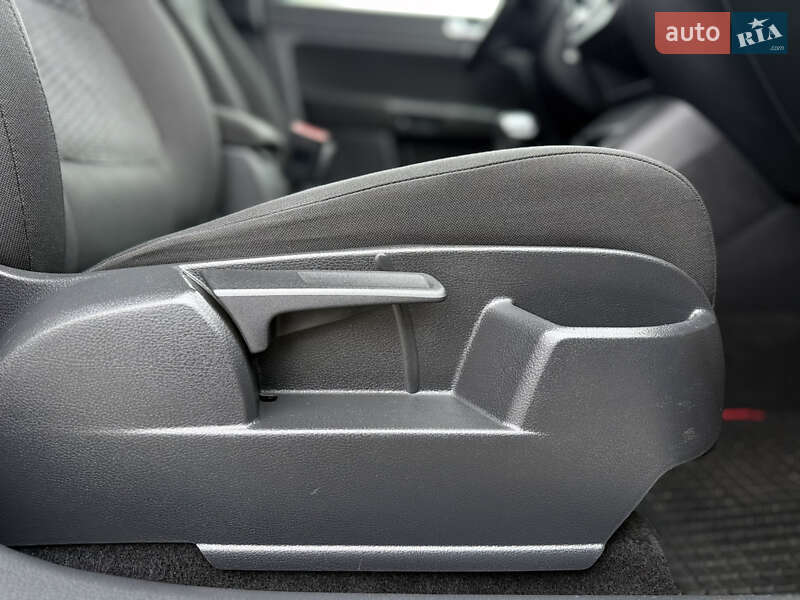 Хэтчбек Volkswagen Golf 2009 в Владимире