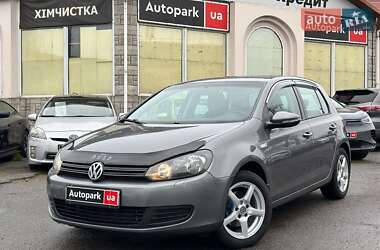 Хэтчбек Volkswagen Golf 2011 в Виннице