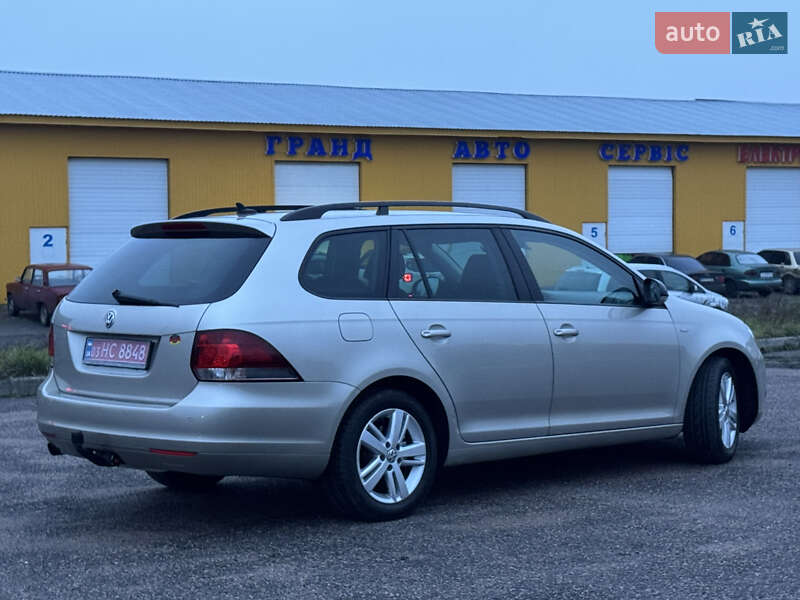 Универсал Volkswagen Golf 2012 в Черкассах