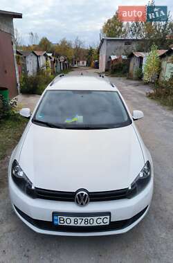 Універсал Volkswagen Golf 2011 в Тернополі