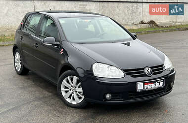 Хетчбек Volkswagen Golf 2007 в Києві