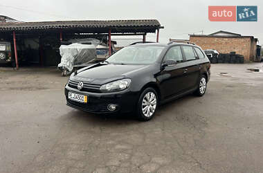 Универсал Volkswagen Golf 2009 в Нововолынске