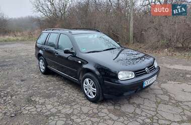 Универсал Volkswagen Golf 2000 в Кицмани