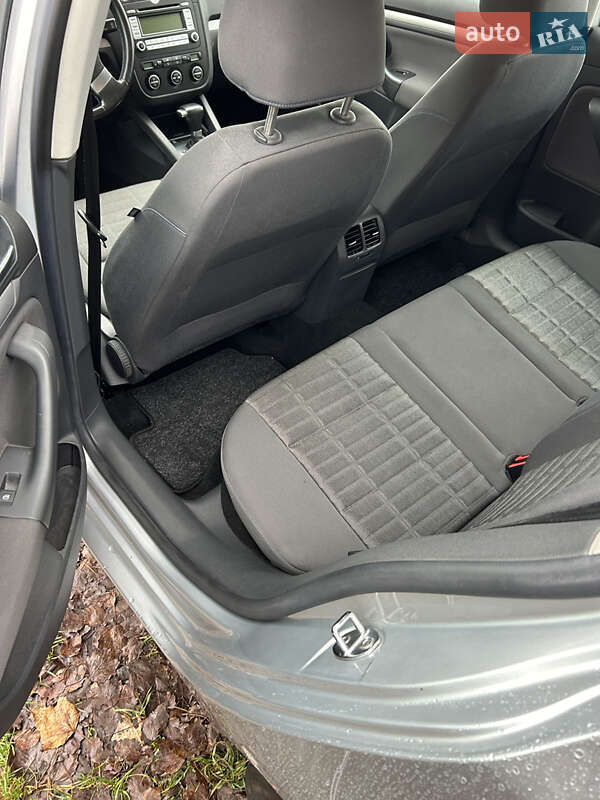 Хэтчбек Volkswagen Golf 2007 в Луцке фото 30 Хэтчбек Volkswagen Golf 2007 в Луцке