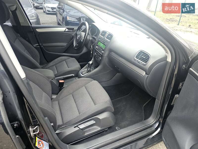 Хэтчбек Volkswagen Golf 2011 в Каменском фото 10 Хэтчбек Volkswagen Golf 2011 в Каменском