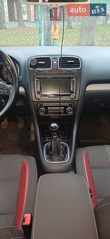 Універсал Volkswagen Golf 2012 в Броварах