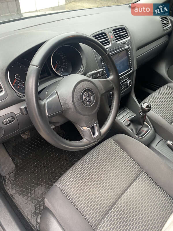 Хэтчбек Volkswagen Golf 2010 в Кропивницком фото 5 Хэтчбек Volkswagen Golf 2010 в Кропивницком