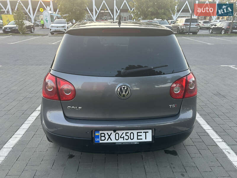 Хэтчбек Volkswagen Golf 2008 в Хмельницком