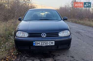 Хетчбек Volkswagen Golf 2001 в Охтирці