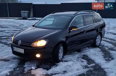Універсал Volkswagen Golf 2010 в Старому Самборі