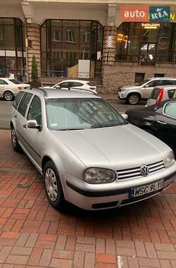 Універсал Volkswagen Golf 2003 в Києві