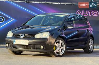 Хэтчбек Volkswagen Golf 2004 в Запорожье