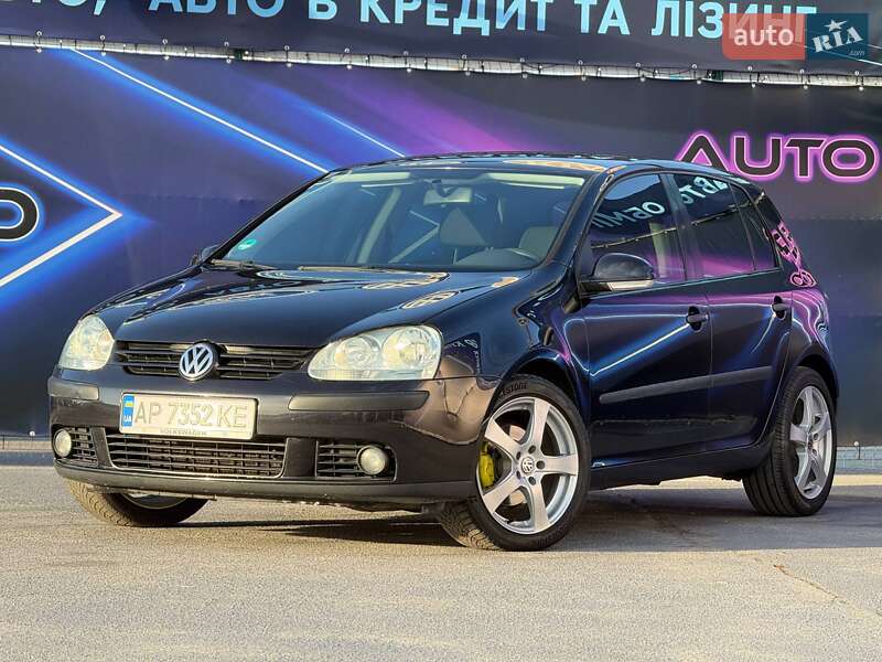 Volkswagen Golf 2004