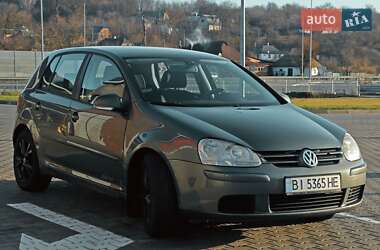 Хетчбек Volkswagen Golf 2004 в Лубнах