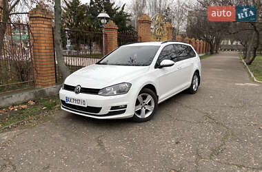 Универсал Volkswagen Golf 2015 в Николаеве