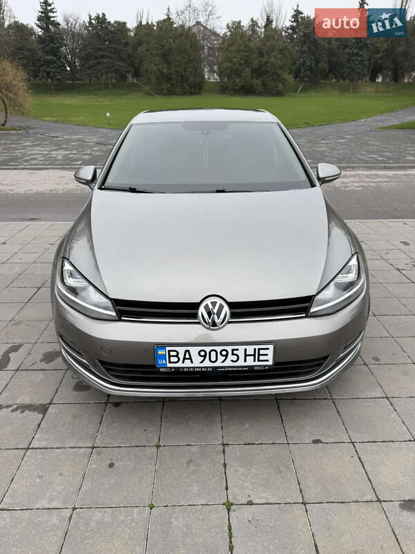 Volkswagen Golf 2015