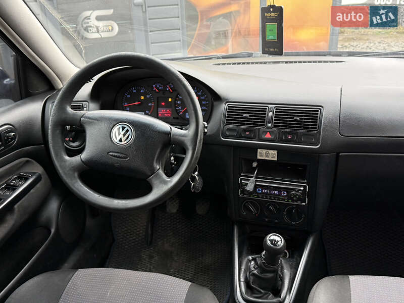 Хэтчбек Volkswagen Golf 2002 в Стрые фото 20 Хэтчбек Volkswagen Golf 2002 в Стрые