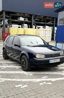 Хэтчбек Volkswagen Golf 2003 в Ивано-Франковске