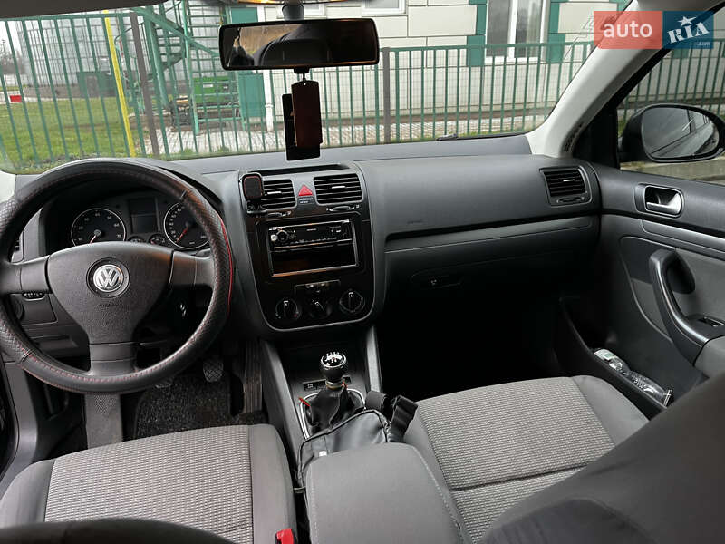 Универсал Volkswagen Golf 2007 в Яготине