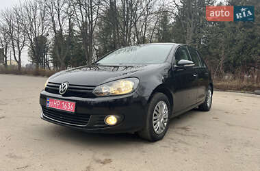 Хэтчбек Volkswagen Golf 2011 в Луцке