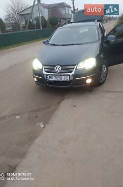 Универсал Volkswagen Golf 2008 в Березному