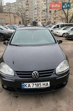 Хэтчбек Volkswagen Golf 2007 в Киеве