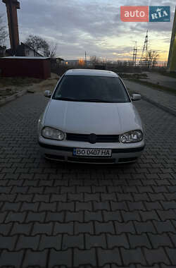 Хэтчбек Volkswagen Golf 1998 в Тернополе