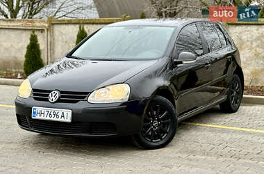 Хэтчбек Volkswagen Golf 2006 в Одессе