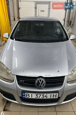 Хетчбек Volkswagen Golf 2006 в Києві