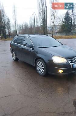 Универсал Volkswagen Golf 2007 в Коростене