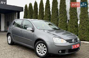 Хэтчбек Volkswagen Golf 2008 в Иршаве