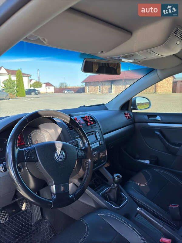 Універсал Volkswagen Golf 2008 в Шепетівці