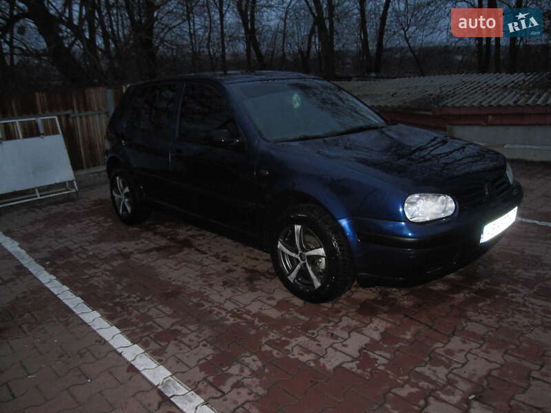 Хетчбек Volkswagen Golf 1999 в Вінниці