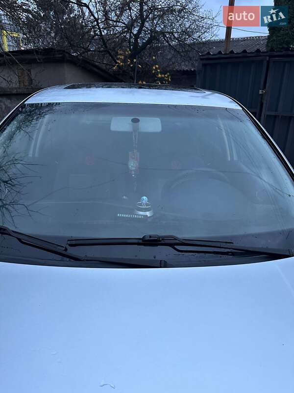 Хетчбек Volkswagen Golf 2000 в Збаражі