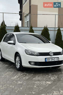 Хэтчбек Volkswagen Golf 2010 в Томашполе