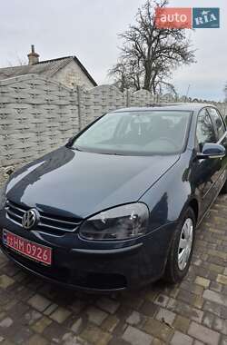 Хетчбек Volkswagen Golf 2005 в Олександрії