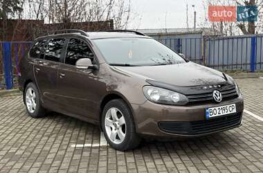 Універсал Volkswagen Golf 2010 в Тернополі