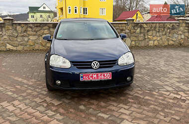 Хэтчбек Volkswagen Golf 2008 в Надворной