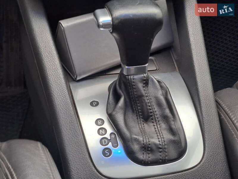 Хэтчбек Volkswagen Golf 2006 в Одессе