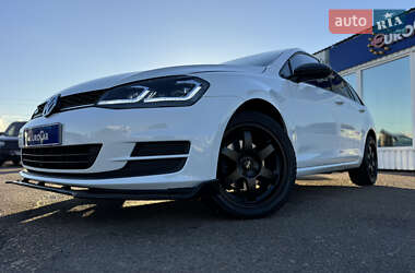 Універсал Volkswagen Golf 2015 в Києві