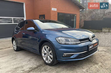 Хэтчбек Volkswagen Golf 2019 в Ивано-Франковске