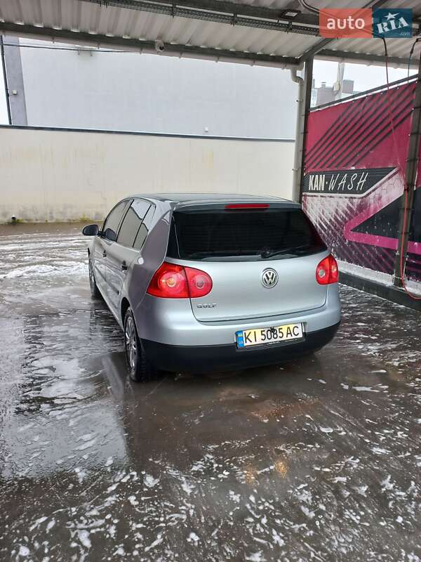 Хетчбек Volkswagen Golf 2005 в Білій Церкві