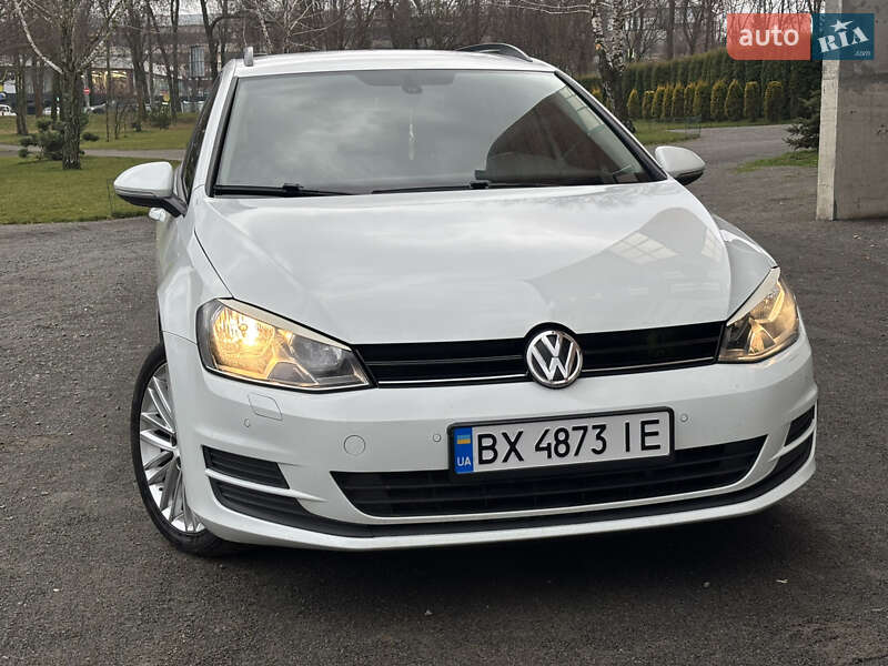 Универсал Volkswagen Golf 2014 в Хмельницком