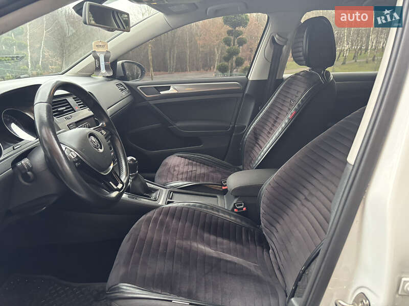 Универсал Volkswagen Golf 2014 в Хмельницком